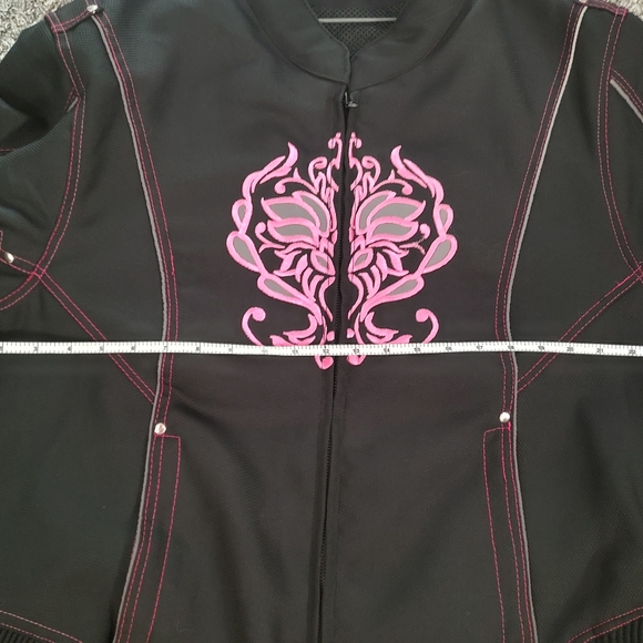 Woman's Motorcycle Jacket - Picture 10 of 10